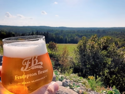 Frampton Brasse : une ferme brassicole unique au cœur de la Beauce, à deux pas de Bellechasse